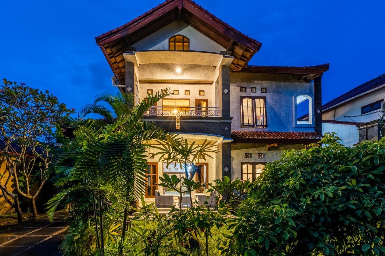 נוסא דואה Inari Villa Nusa Dua מראה חיצוני תמונה