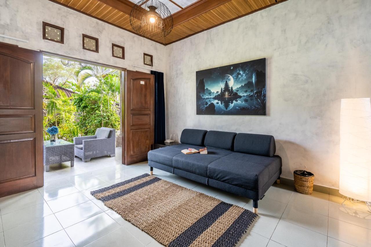 נוסא דואה Inari Villa Nusa Dua מראה חיצוני תמונה